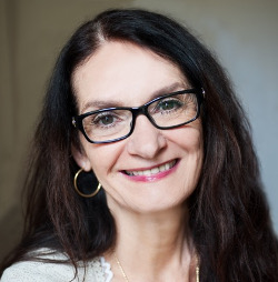 Yvonne Friargiu